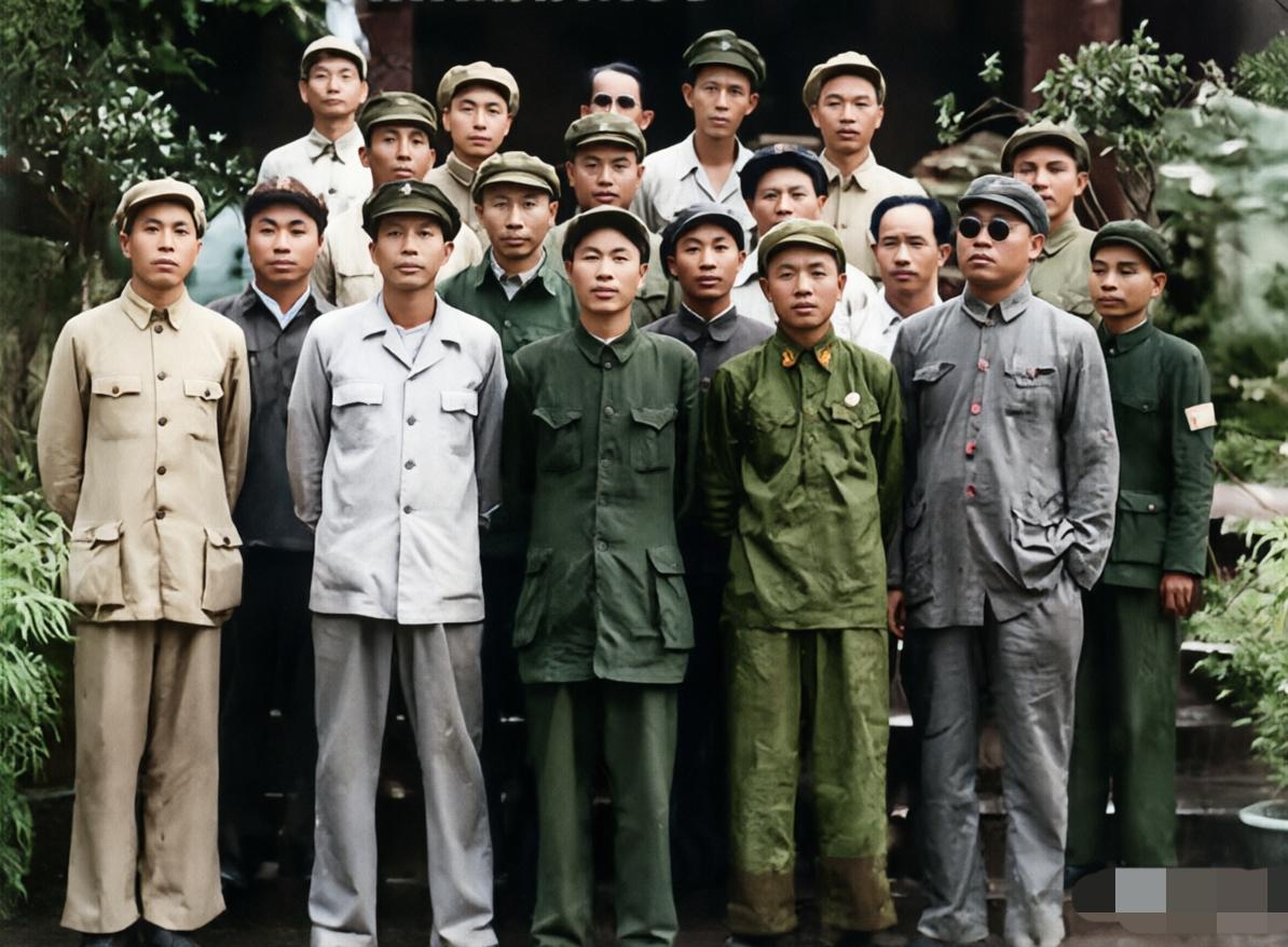 我敢打赌，照片中，一众将军如果你认识三个以上，算我输！