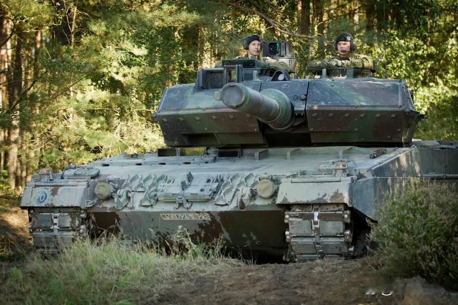 乌克兰媒体援引TecnoDefensa网站的信息报道，乌克兰拒绝了德国提供的7