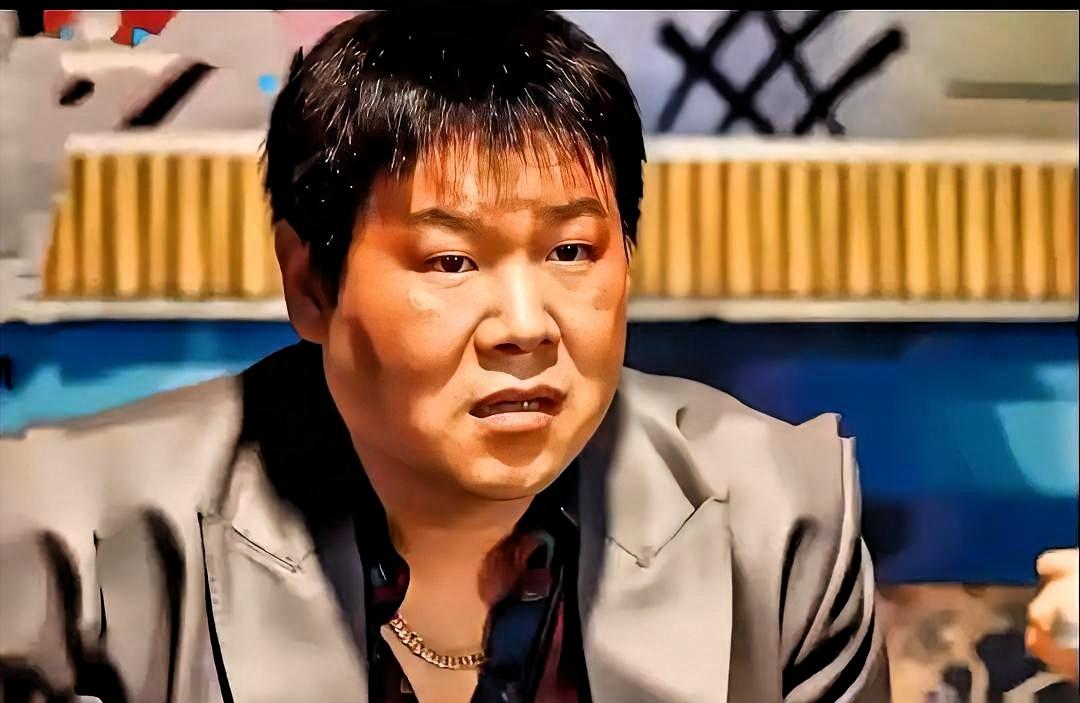 看了岳云鹏的新剧《悬案》。我给0分。不是演技烂。是我根本入不了戏。他往那一站
