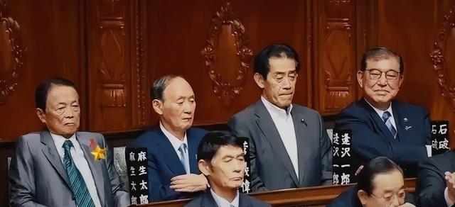 日本为何频繁更换首相和内阁，但国家却从来不乱？因为说白了，日本背后有真正的世家大