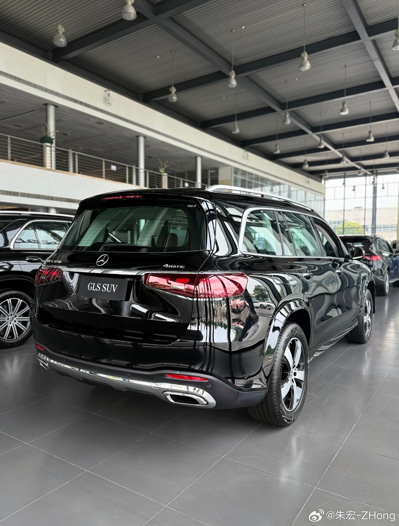 奔驰GLS450经典黑棕指导价96.8万全款裸车78.8万2026