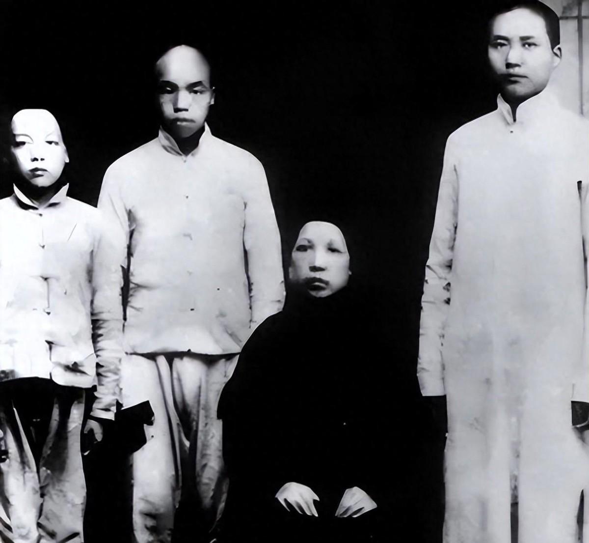 毛主席百年祭将至，毛泽覃前妻强调我们家属要带头捐款，带头捐出一千元表示支持！1