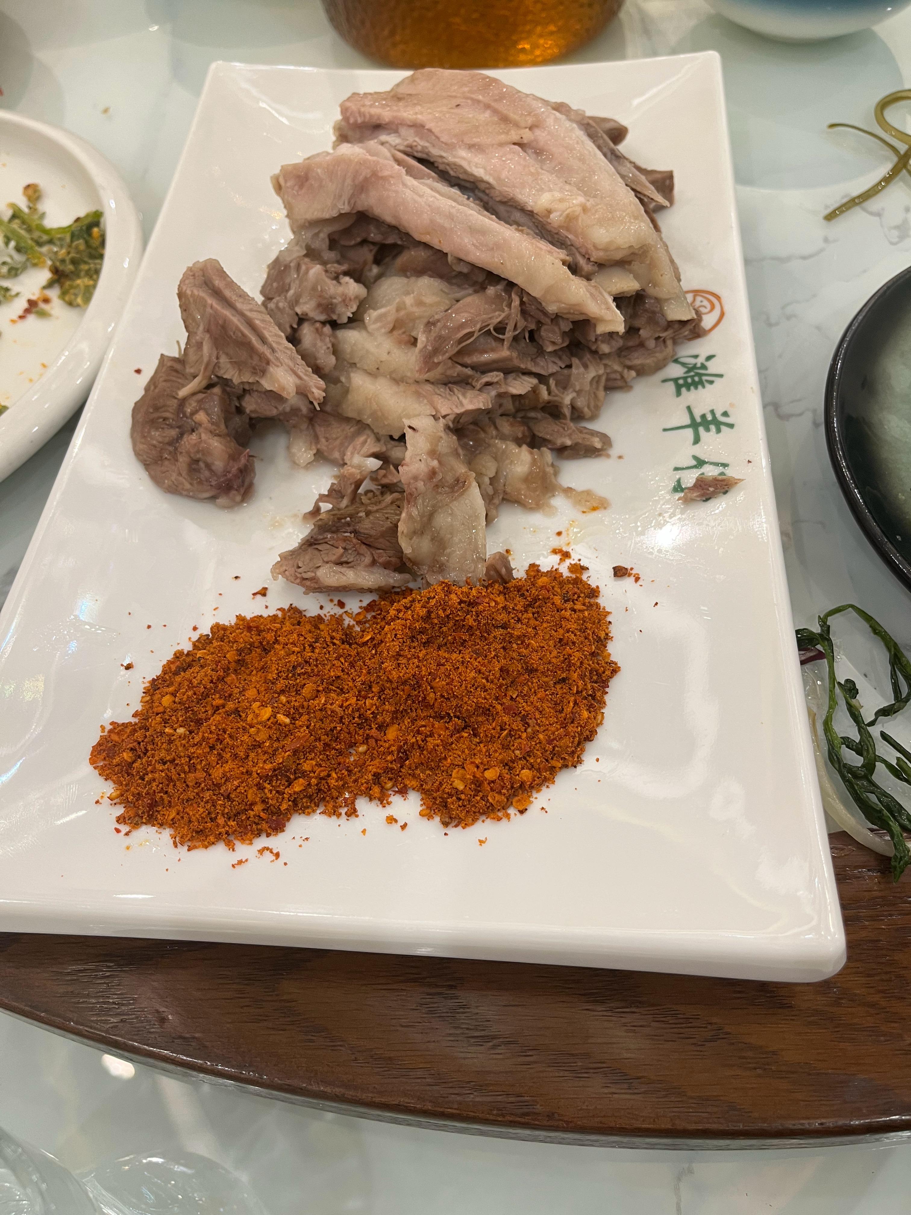 宁夏的羊肉真的棒，吃好明儿进沙漠​​​