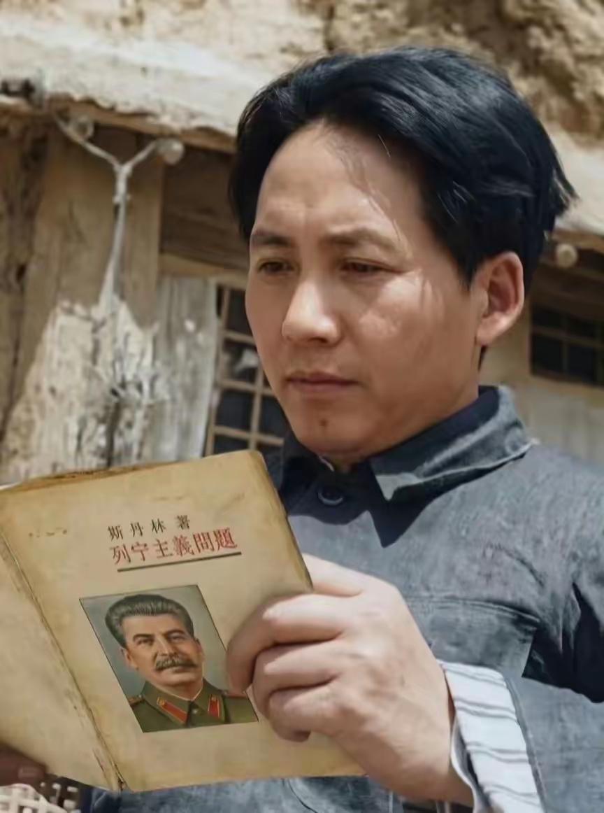 这九张照片你最喜欢哪一张？毫无疑问，我最喜欢第二张毛主席和贺子珍在一起的合影。当