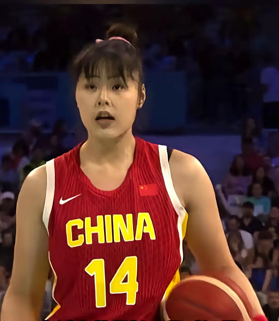 李月汝缺席2026女篮世界杯带来的影响！李月汝因护照邮寄遗失错过了报名截止节
