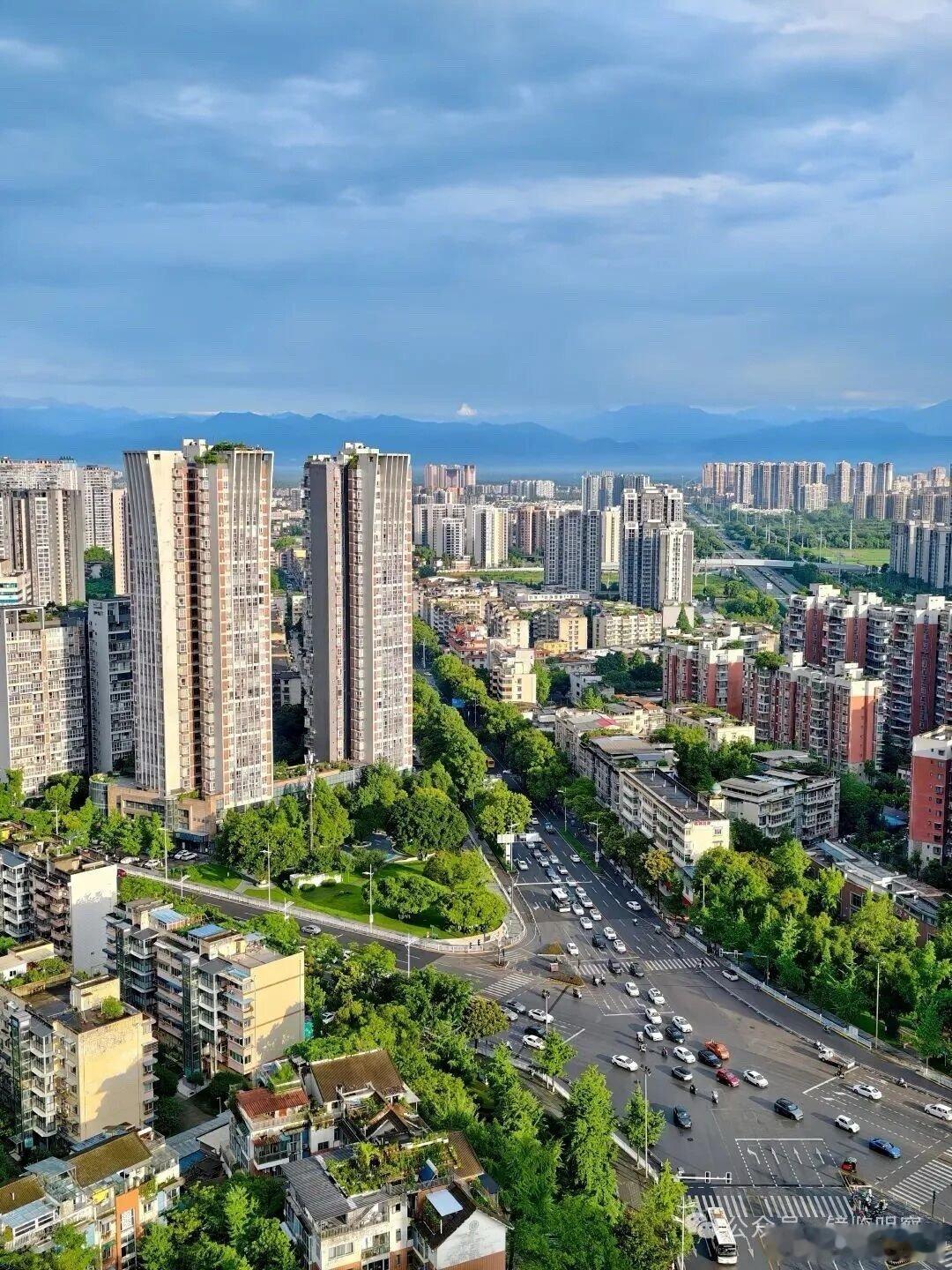 中国的房价也就北京上海有资产保值增值的功能了；大家炒房的心可能要关闭了。有点闲钱