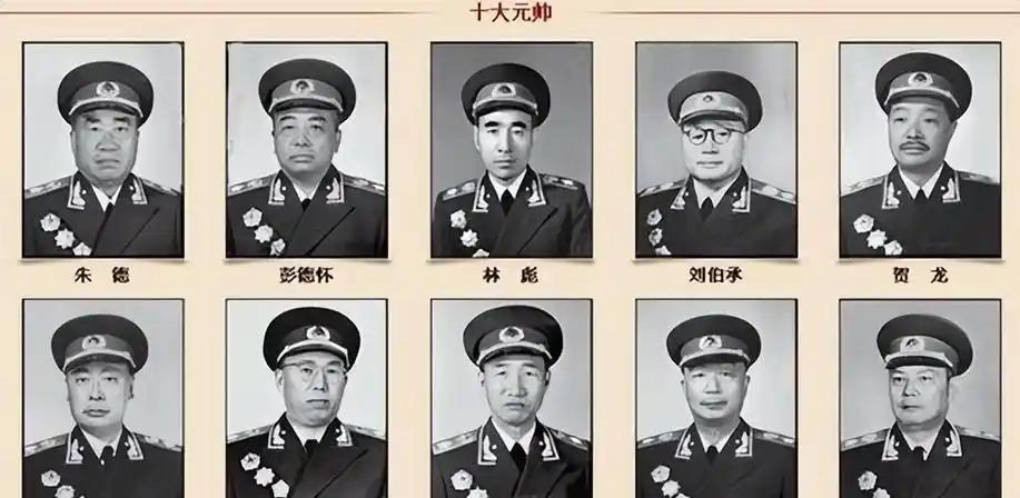 1955年秋天的一天，一份来自遥远东方的报纸被送到了纽约一栋公寓的门前。接过报纸