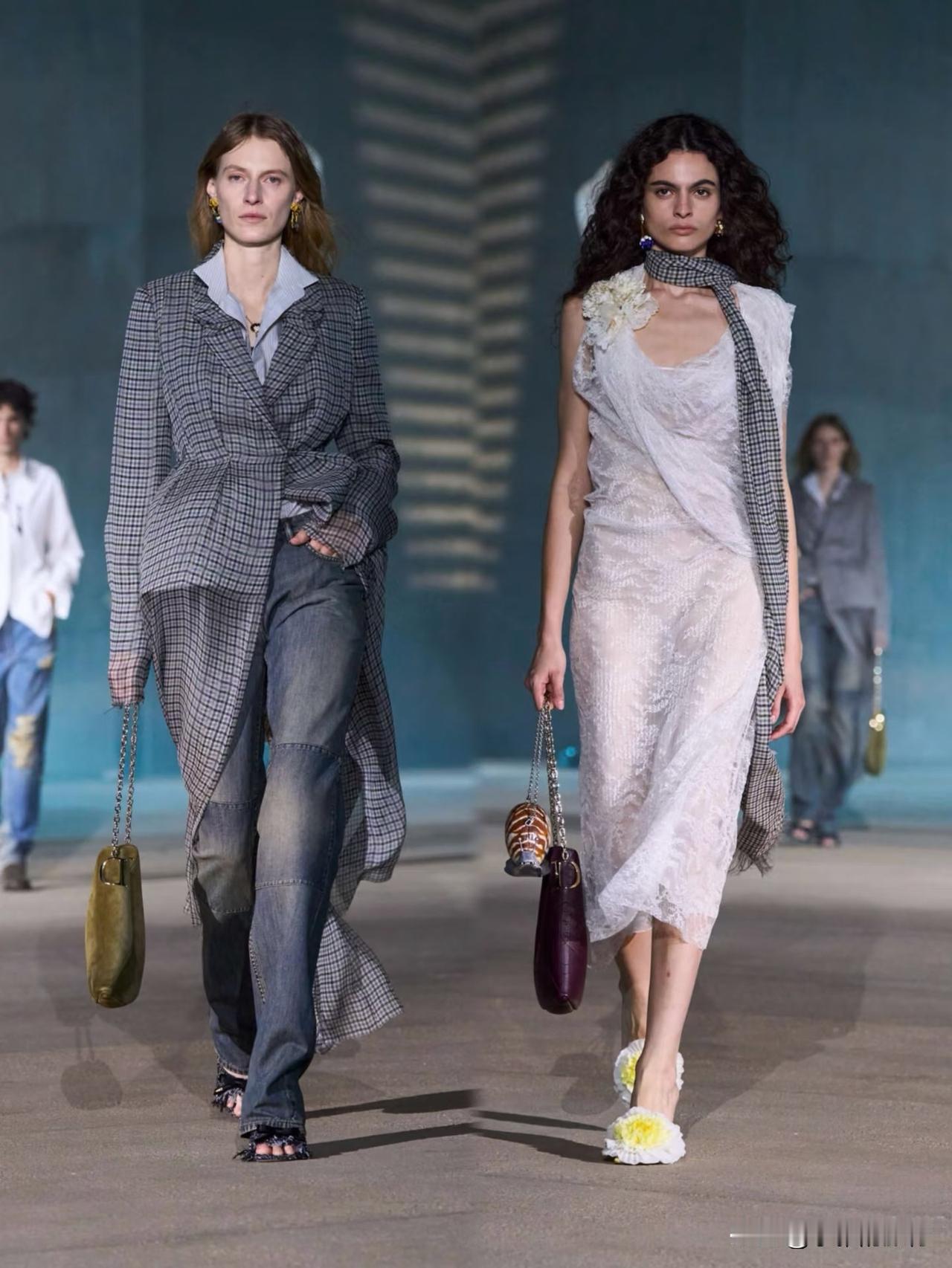 DiorCruise2027早春度假大秀迪奥2027早春系列登陆洛杉矶，