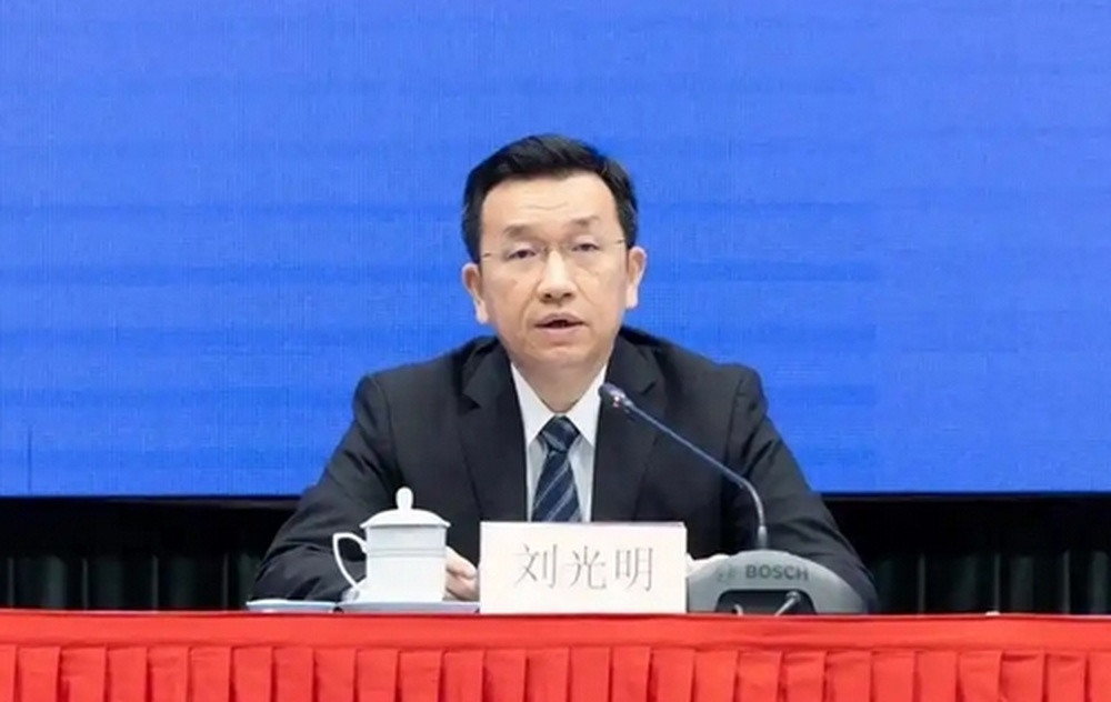 既想当官又想发财! 报中共中央批准, 刘光明被开除党籍