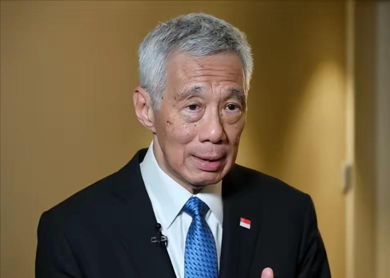 🌞新加坡方面终于怕了！李显龙这次说了句大实话：如果世界都按美国的规矩玩，小