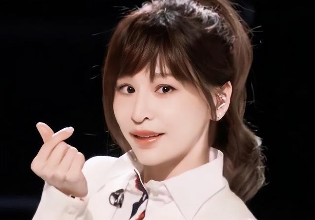 2010年，范植伟对记者说：“王心凌17岁和我在一起时，已经没了第一次，让我很失