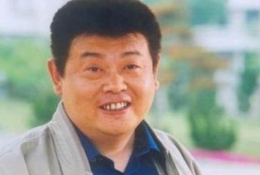 2005年，演员傅彪患上癌症，冯小刚给了200万，张国立给了40万，然