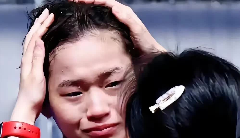 国家队为什么对全红婵没有句痛快话翻到了最近婵宝的照片，说实话真就是个