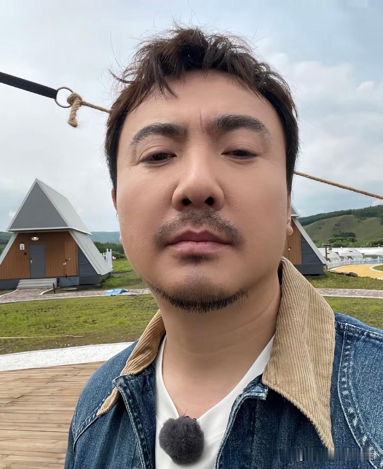 有个事，我⼀直不敢说，我发现沈腾有⼀个很严重的问题，那就是他一个