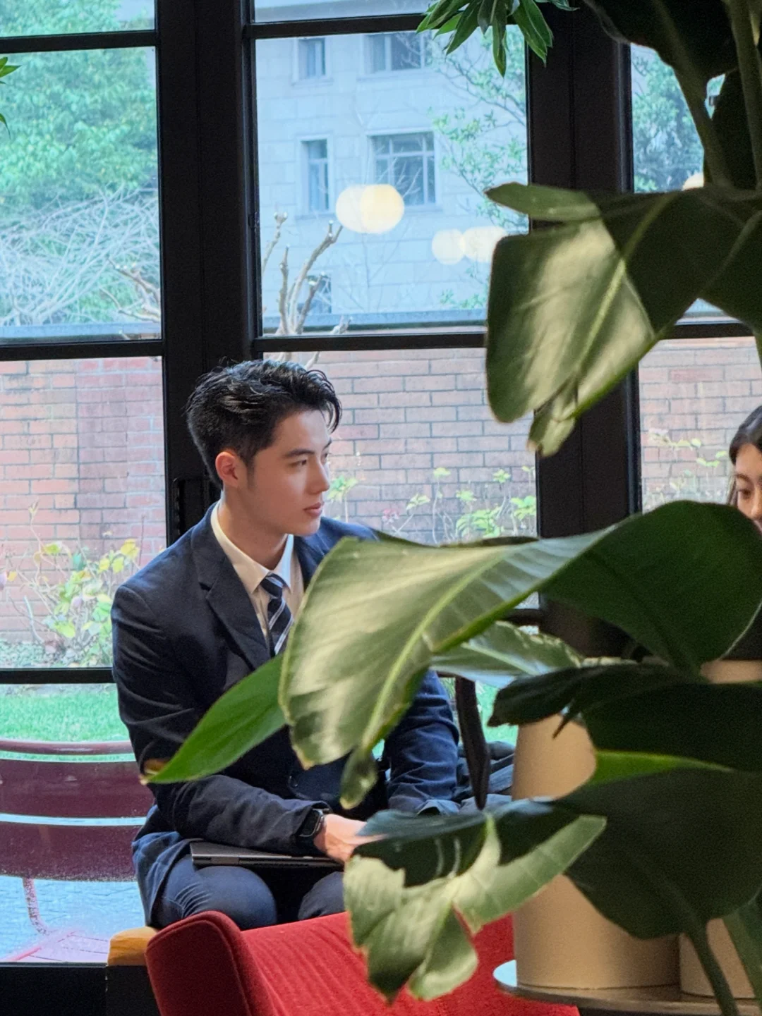 183/70kg 脸和身材各长各的