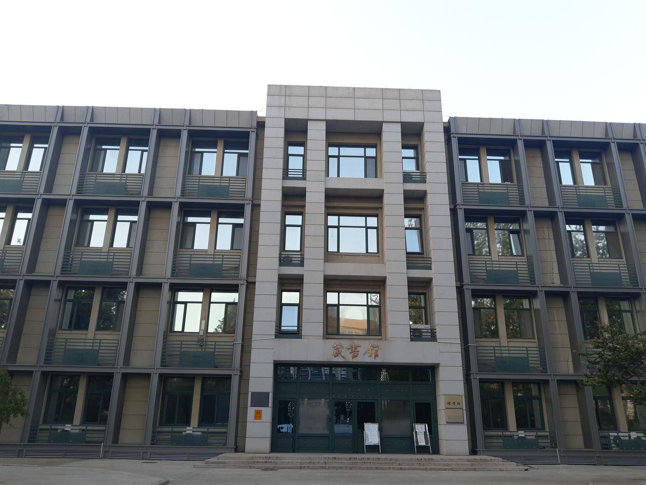 今日运势：乙巳年丁亥月辛卯日2025.11.18日鼠：小吉适合家庭活动