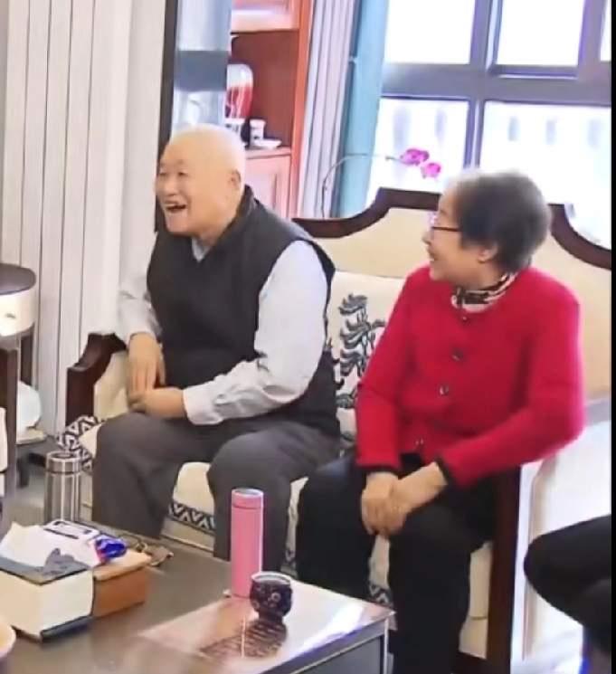 王金山书记在合肥因病逝世，最伤心的人莫过于他的老伴王书记为人和善，非常亲民，