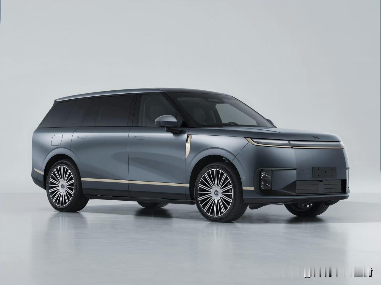 全新理想L9和小鹏GX都公布证件照了。本来以为L9的车身尺寸会更大一些，没想到