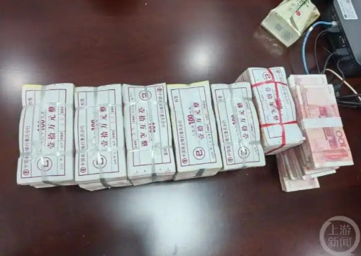 重庆，三兄妹年幼时，父亲在工地身亡，获赔120多万，由爷爷替孩子保管，三兄妹成年