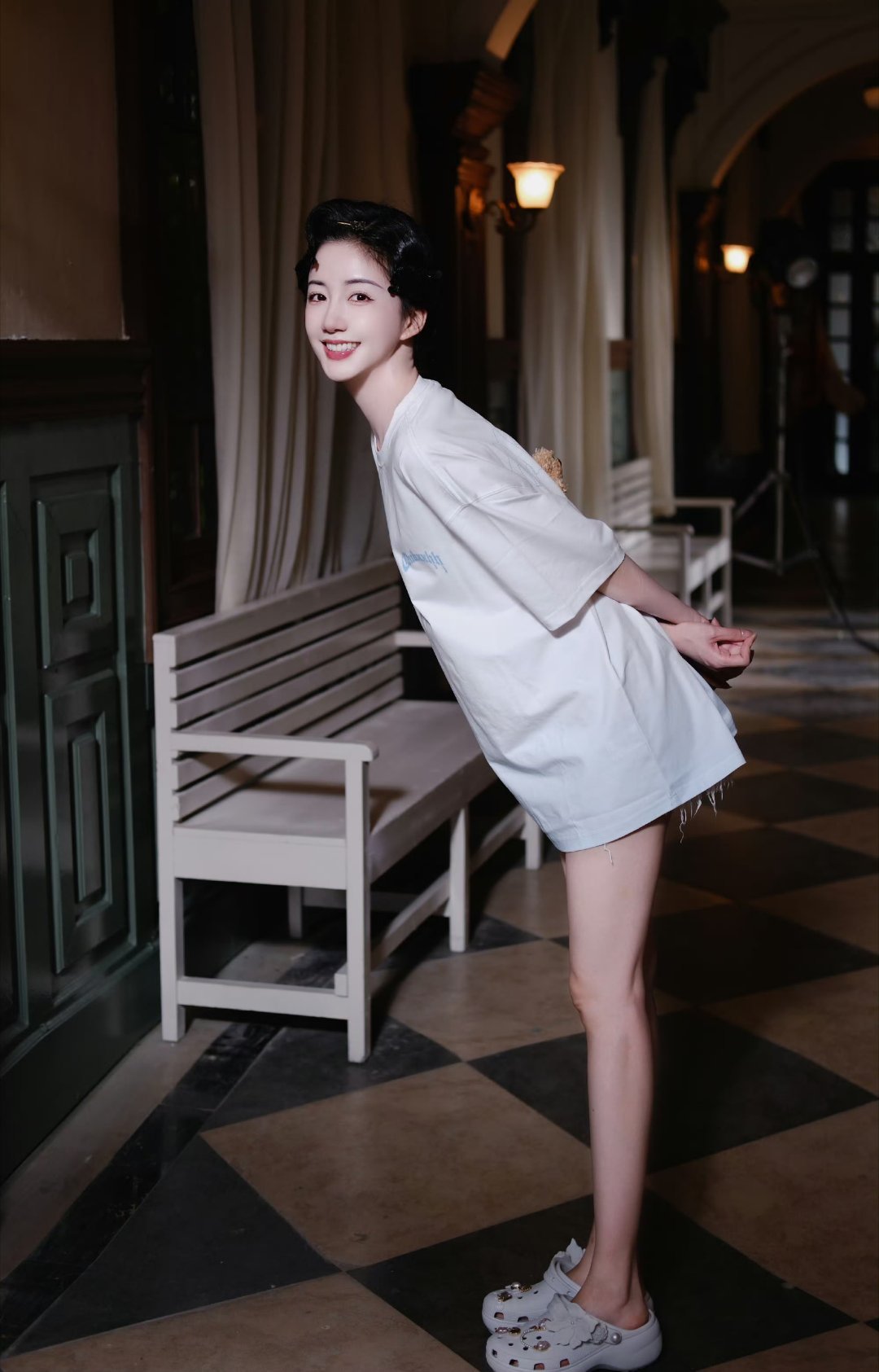 陈欣予大体恤衫绝美造型陈欣予​​​