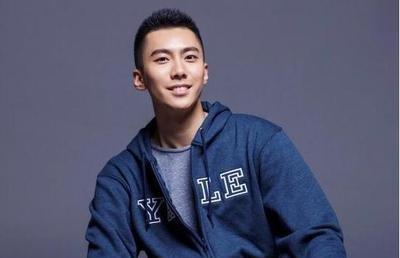 厦门一高三考生拒绝保送清华大学，班主任怒斥狂妄自大，后来到了高考冲刺前100天，