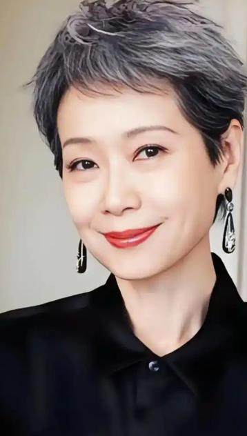一位原配对小三说：“你就是我老公的玩物而已，但我不怪你、也不恨你。我心里清楚，最