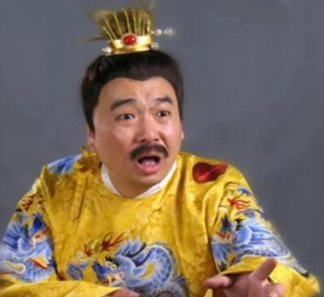 1641年，万历皇帝的儿子朱常洵被李自成活捉，300多斤的朱常洵跪倒在地，请求免