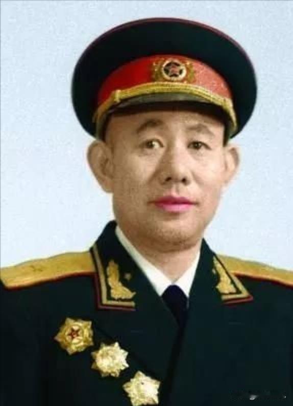 1951年志愿军撤退遇上万美军，师长突然下令：打！狭路相逢拼的就是血性！1