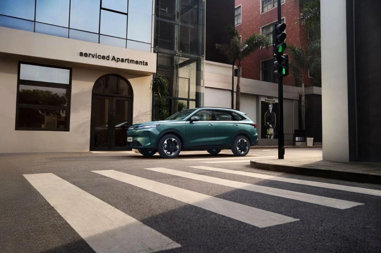 哈弗H6L仅需10.39万起，吸引力十足，9DCT变速箱有待市场检验哈弗H6L正