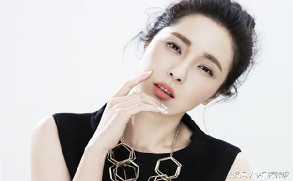 中戏公认的校花, <wbr>出道17年却至今未红