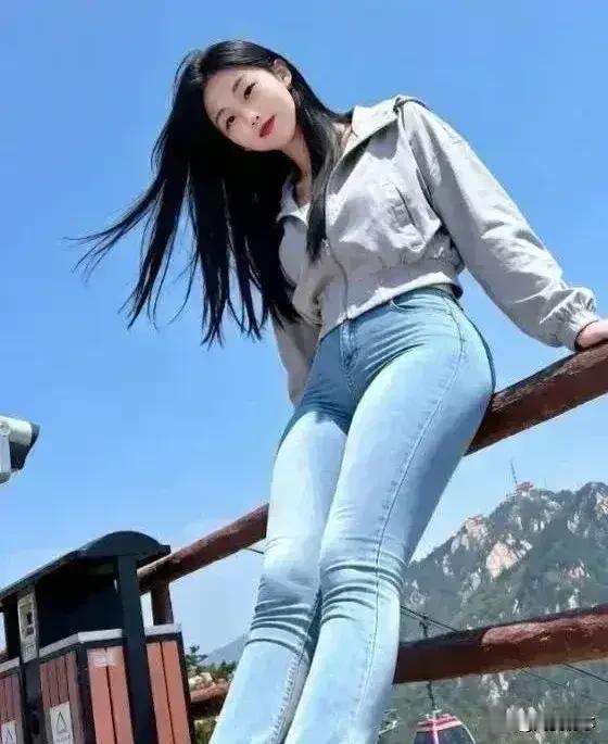 牛仔女孩，气质魅力是不是你们心中的女神