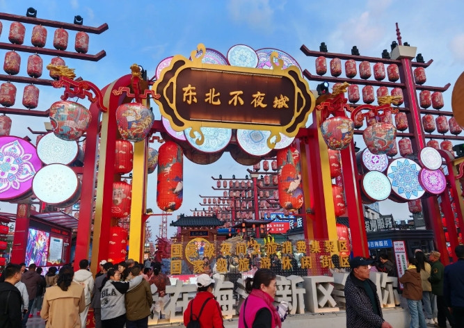 一个小县城，也敢搞个“不夜城”，这是要跟“大唐不夜城”对标啊！