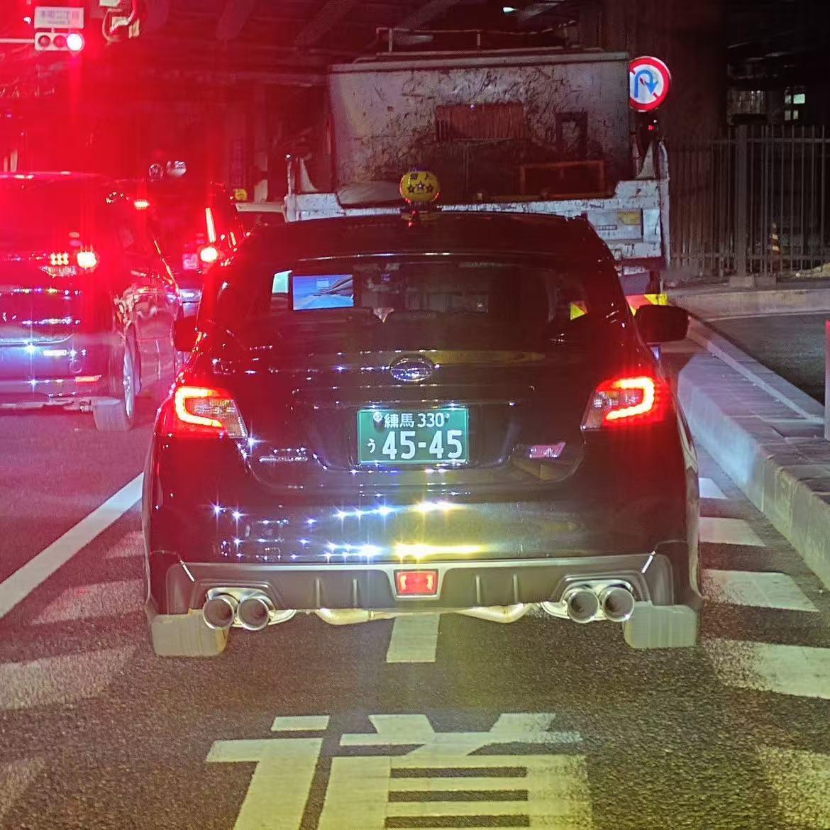 开STI只配当的士🚕？我极度怀疑车主是为了开车兜风所以找了一个借口把开出