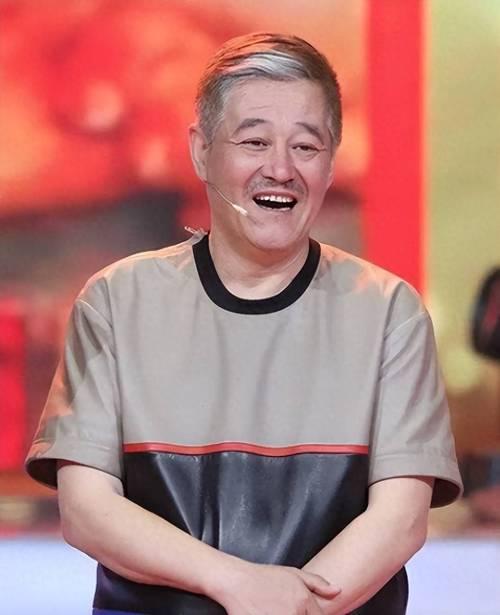 喜剧圈出场费榜单引争议！德云社全员上榜，赵本山宋小宝却意外缺席？德云社成员