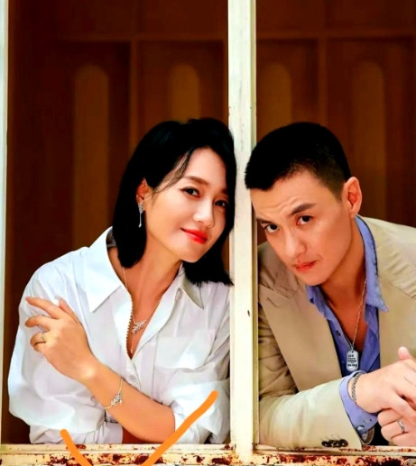 我特意去查了一下朱丹的妈妈。不查不知道，一查吓一跳。原来朱丹妈妈去查了朱