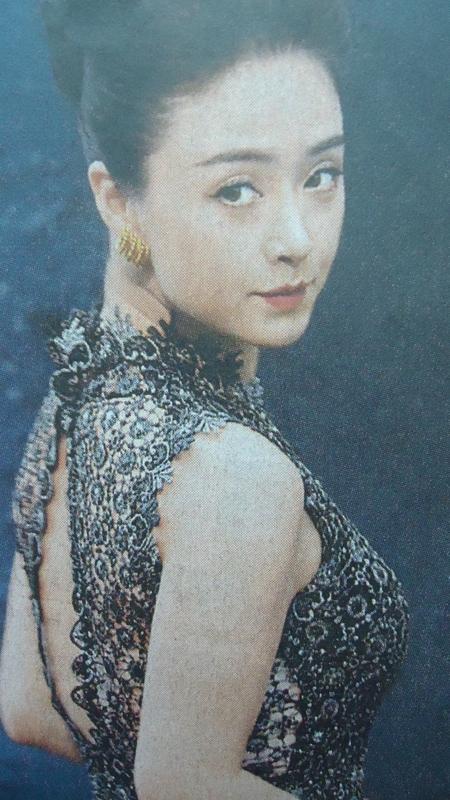 我最喜欢的电视剧是《大明王朝1566》。这部2007年的历史古装剧，剧情精彩到