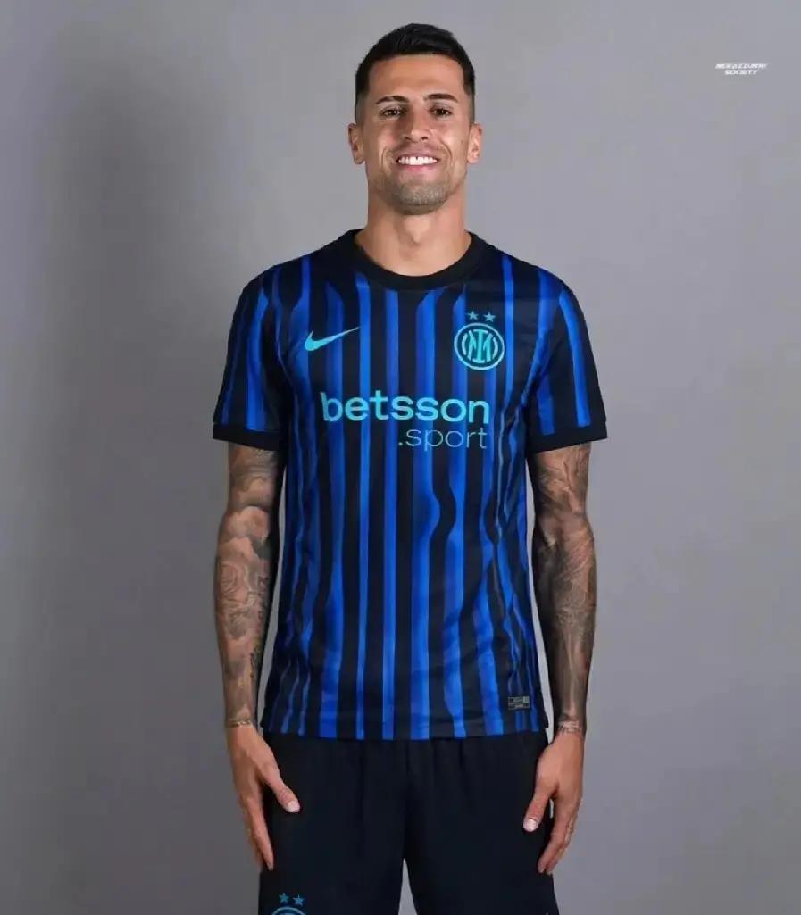 坎塞洛真要来国米？年薪700万欧，国米只给600万，曼城还得贴钱。巴萨想留