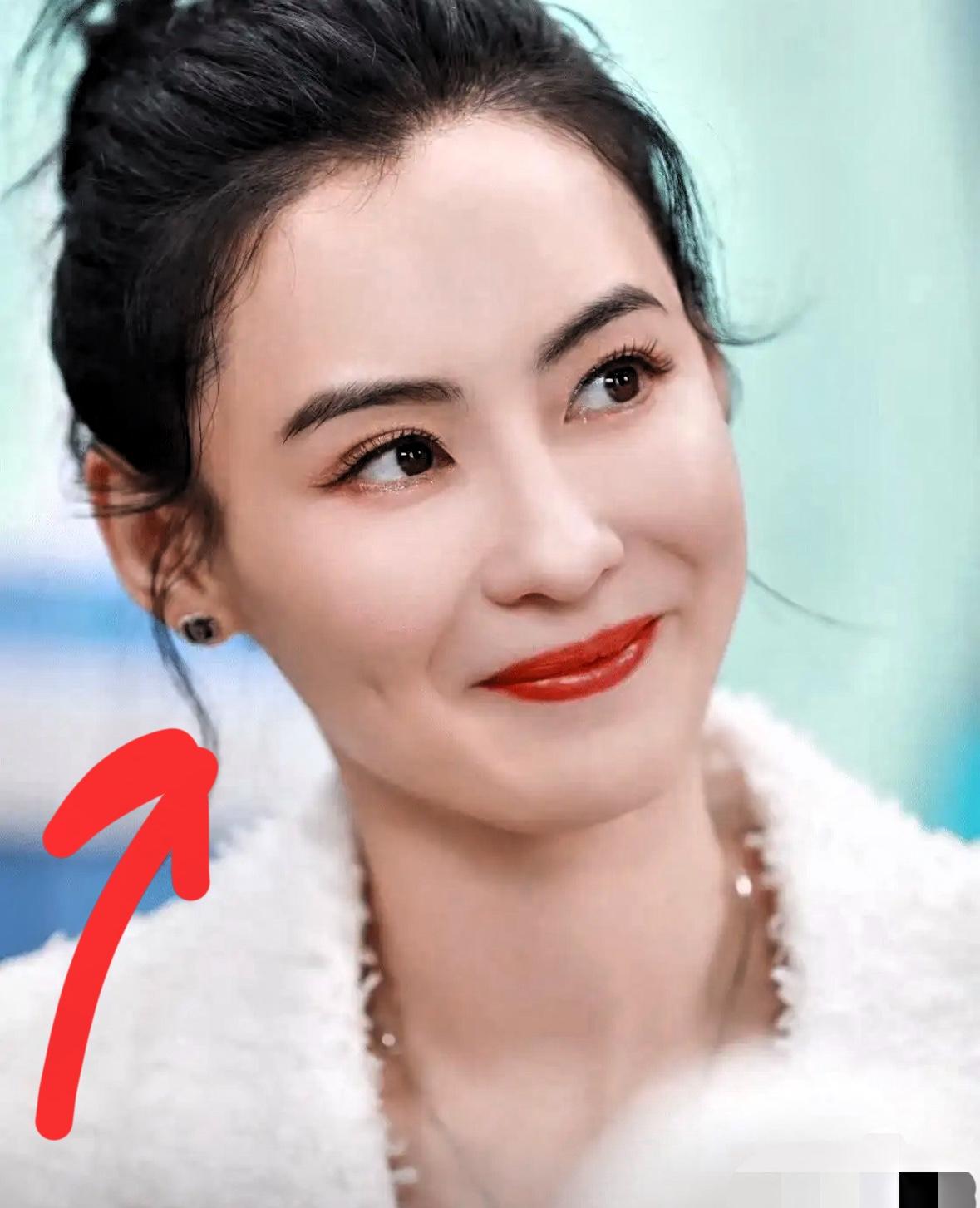 谢贤的话应验了，他曾经说过，张柏芝是一位好妈妈。在谢贤永远离开后的几小时内，