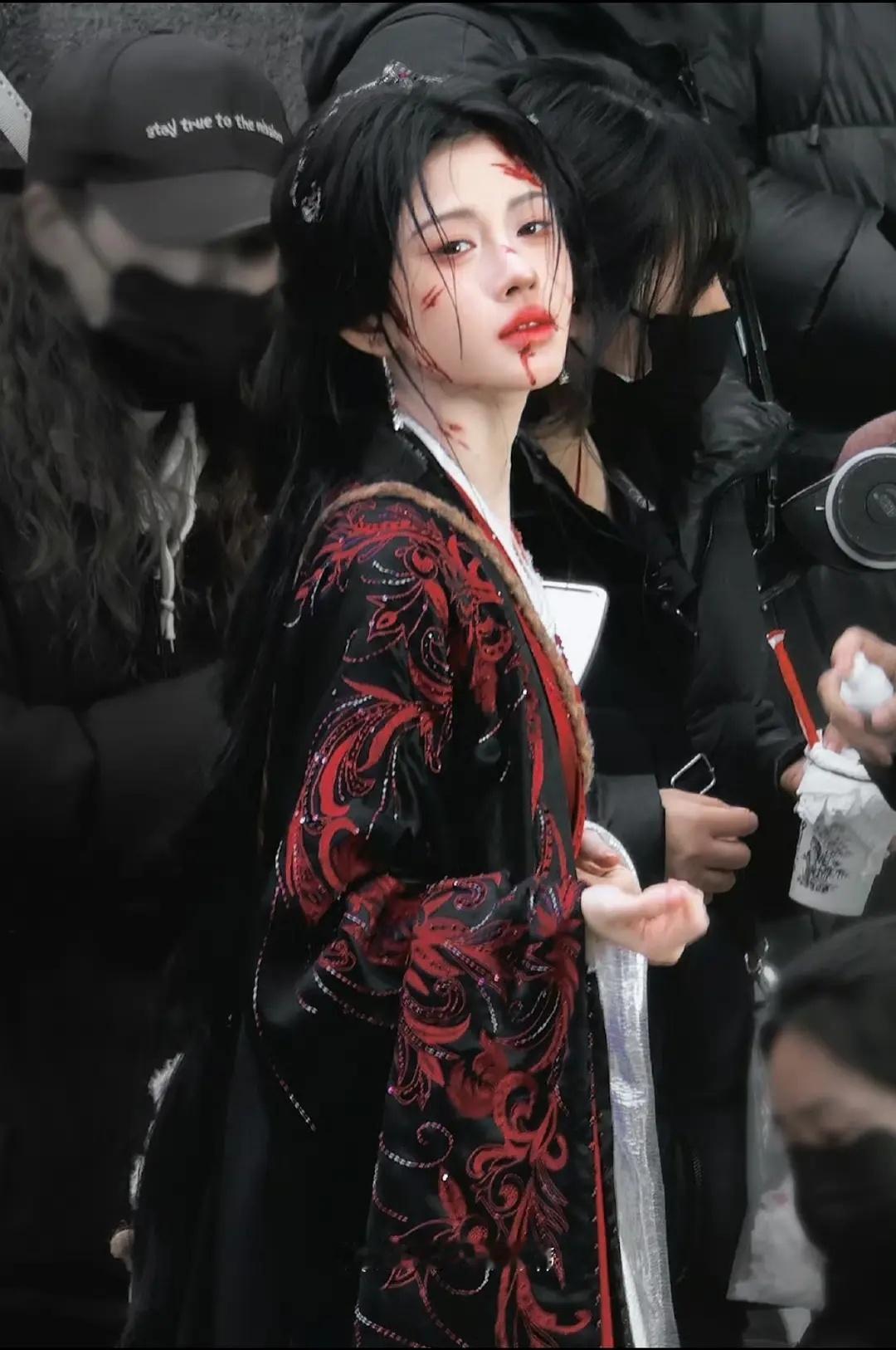 鞠婧祎的战损给人一种力量感《月鳞绮纪》露芜衣《千香》姜黎非《来战》阿黛