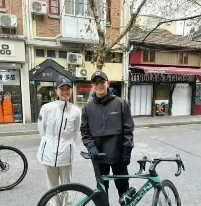 郑恺的自行车7位数我不认识钱了​​​
