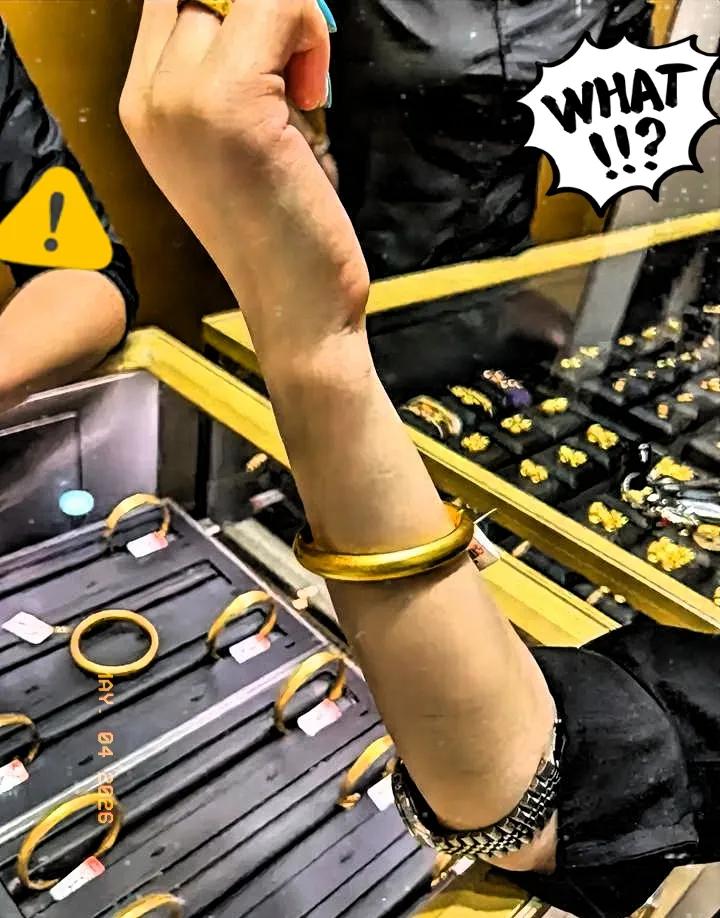 5月4日，实物金价跌得六亲不认。一只30克的金镯子，轻轻松松3万6拿下。
