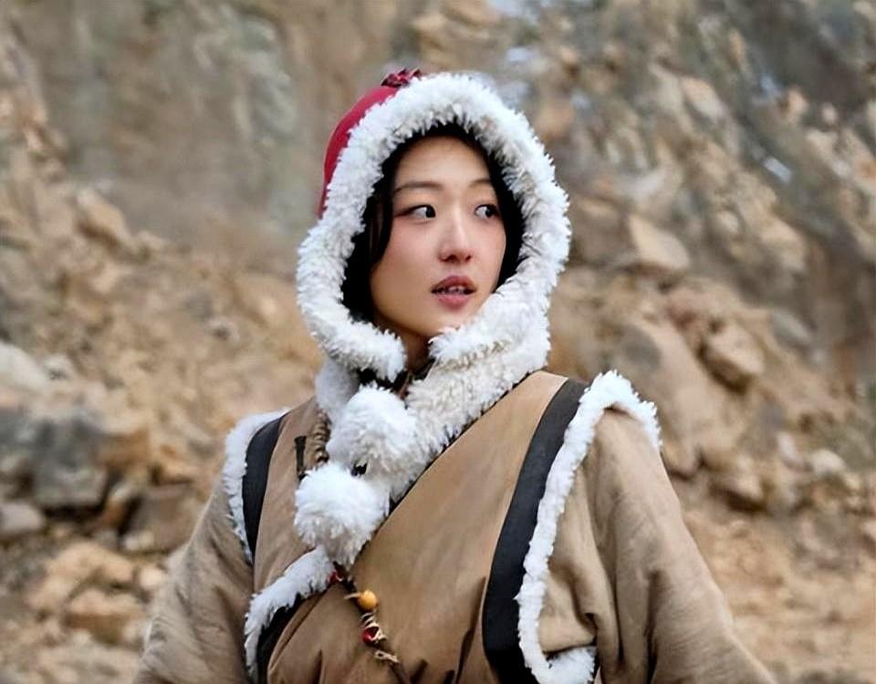 这种“女主被女配按在地上摩擦”的惨案，还要上演多少遍？看《大生意人》真有点分