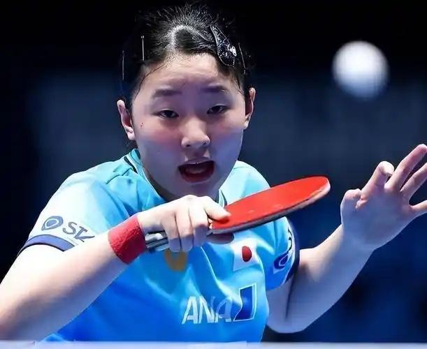 张本美和的从容大哭，狠狠扯下了体教界的一块遮羞布。咱们多少神童拿了冠军，面对镜头