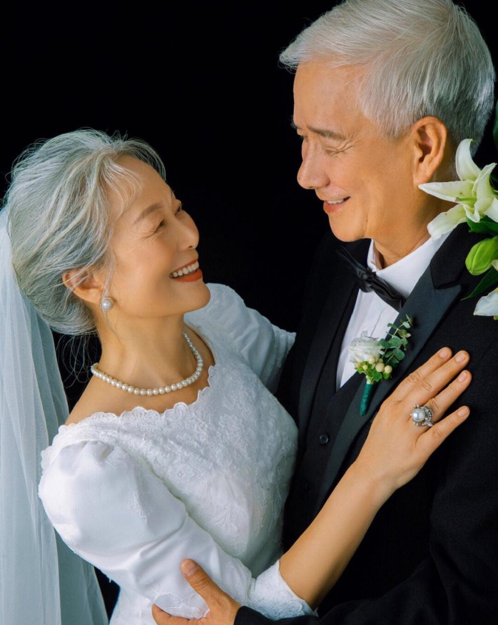 婚姻的八个等级，你们到哪个等级了？一、纸婚——结婚1周年，结婚初期，需小心呵