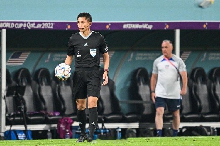 马宁入选世界杯裁判名单3名中国裁判入选美加墨世界杯裁判名单世界杯还是马老