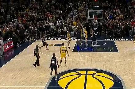 我估计，伦纳德这绝杀，差点把步行者吓死。步行者好在有伦纳德这绝杀，不然，还真的