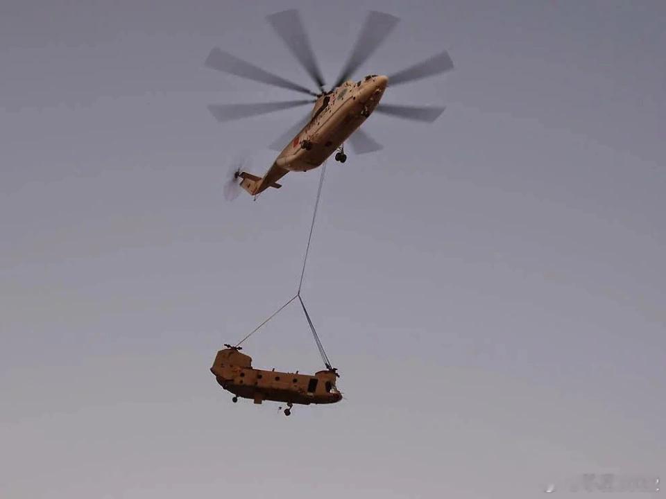 冷战后的名场面看过超种马吊挂肥电F35的照片，看看这个俄罗斯人心里会好受点吧烽火