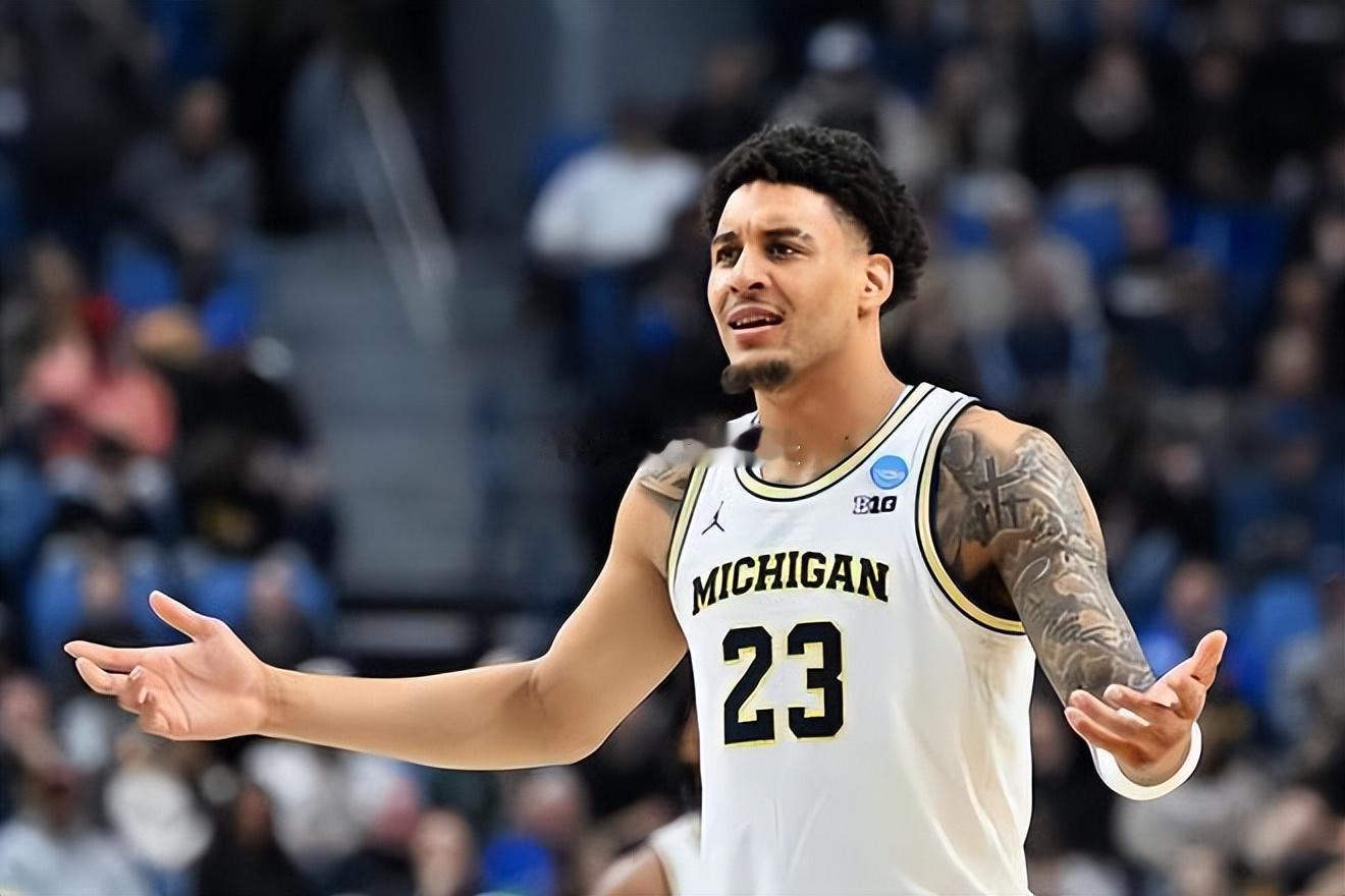 根据亚利桑那共和报记者DuaneRankin的报道，今年NBA选秀大会中的热门