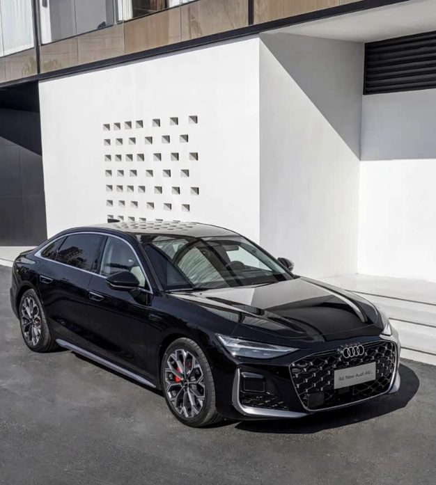 新A6L终于上市了，但这波操作真行，是觉得大家钱好赚讲真，盯着新A6L看了好久