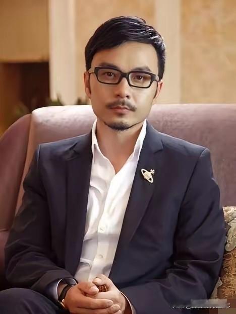 汪涵这波操作，确实让人开了眼。电影闹出这么大动静，他本人连个面都不露，躲在出品方